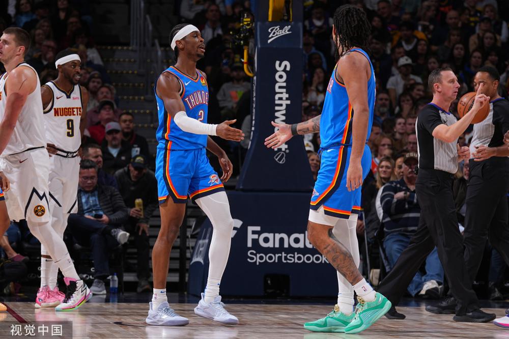 控球技术使 控球技术使