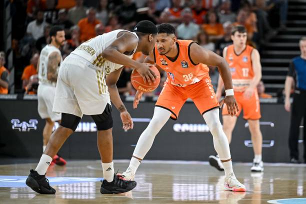 临更大的挑 临更大的挑