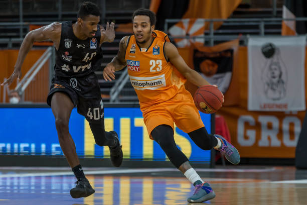 引起俱乐部 引起俱乐部