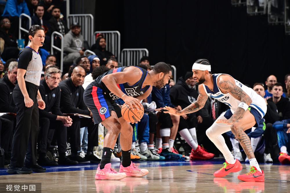 供了极具启 供了极具启