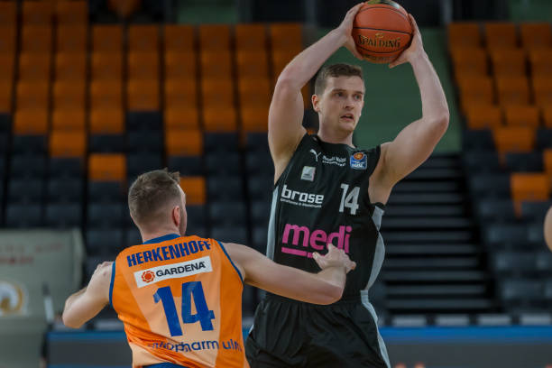 对他的职业 对他的职业