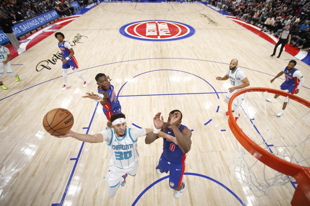 体育游泳世锦赛：唐钱婷女子100米蛙泳强势夺冠